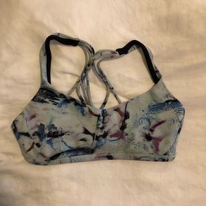 Lululemon sports bra. Size 6